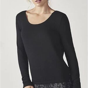Karen Long Sleeve Tee- Fabletics Open Back Black Top